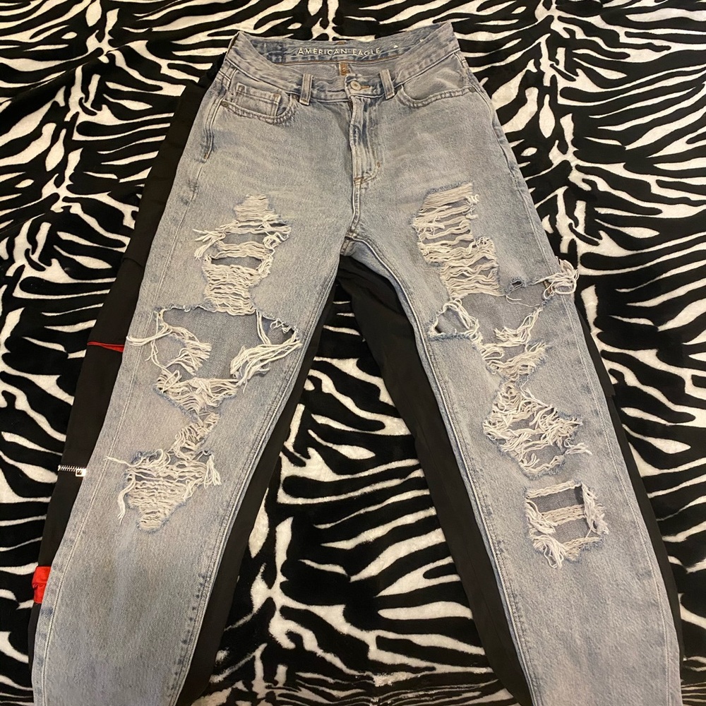 American eagle high rise ripped jeans